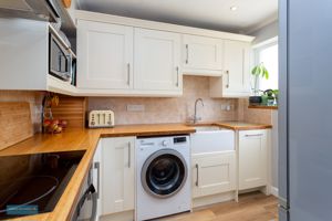 Kitchen- click for photo gallery